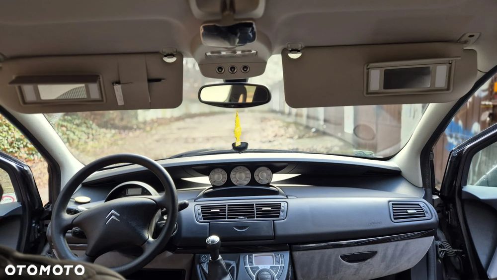 Citroën C8 - 17