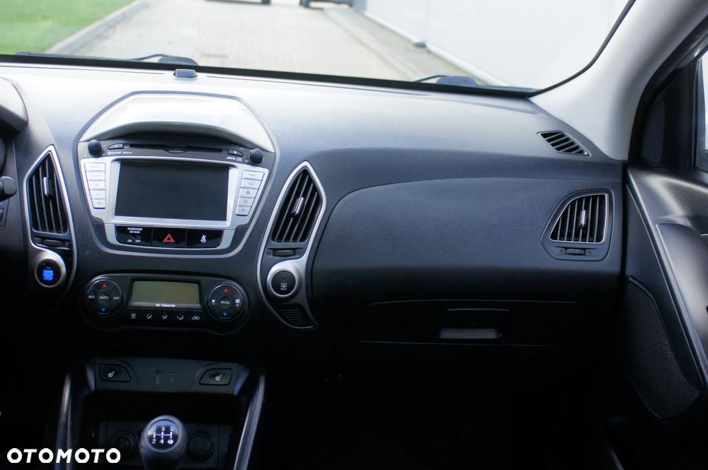 Hyundai ix35 2.0 Premium 2WD - 29
