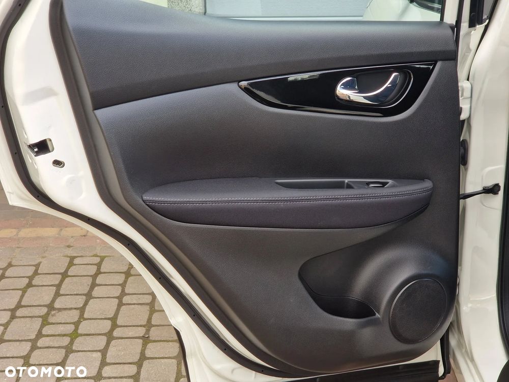 Nissan Qashqai 1.6 DIG-T 360 - 23