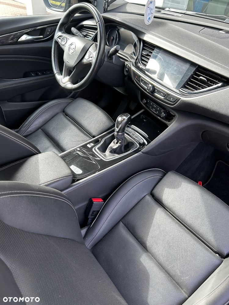 Opel Insignia - 10