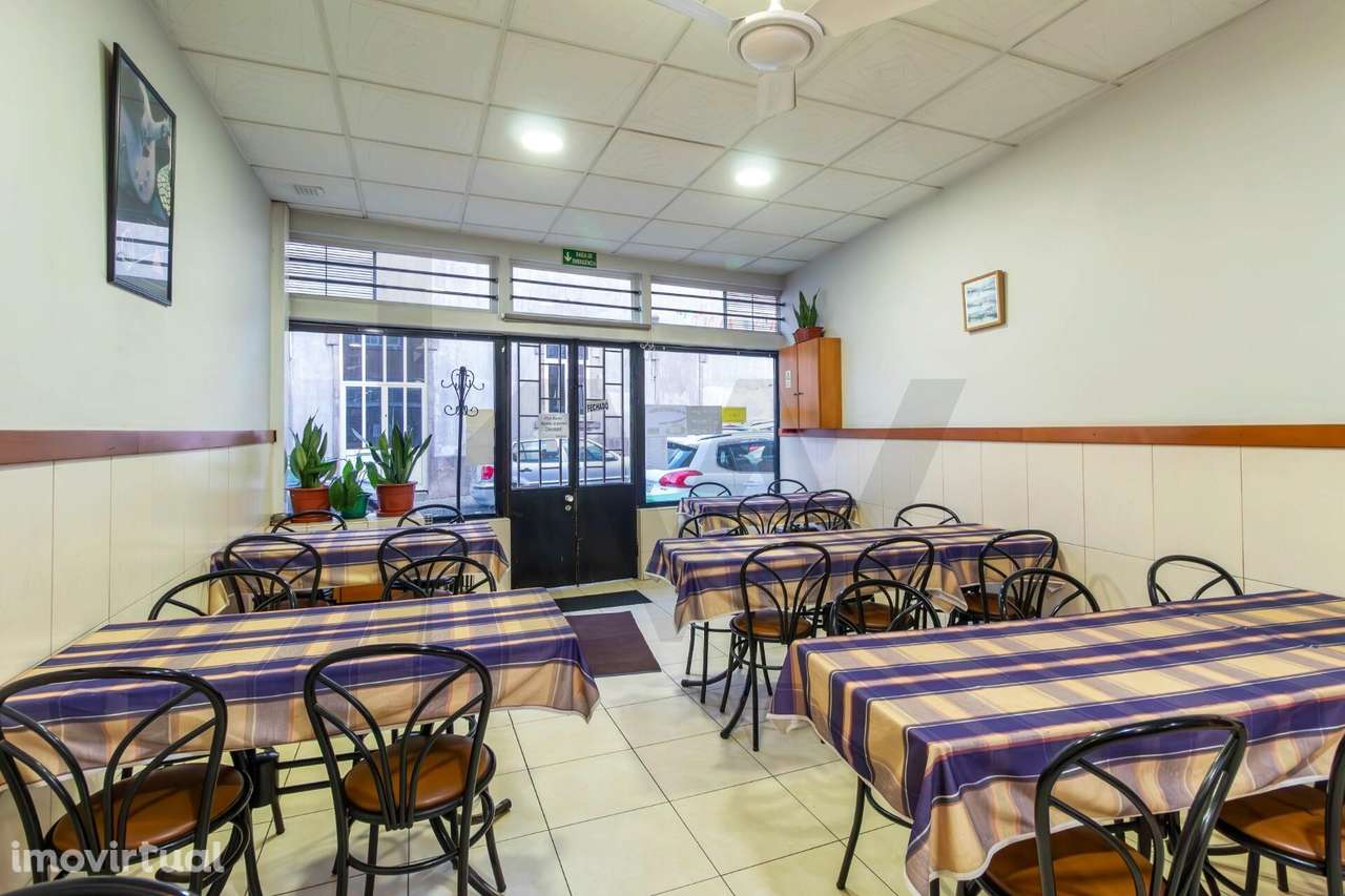 ☕ Trespasse – Café/Restaurante com enorme potencial em Gaia, junto ao - Grande imagem: 5/14