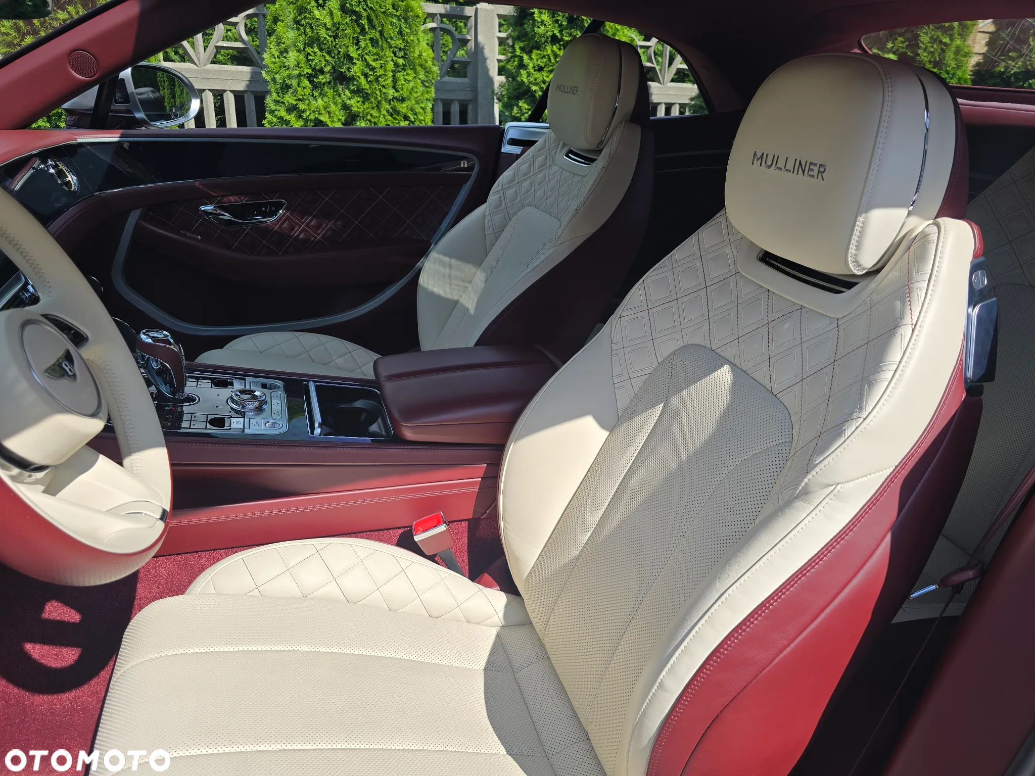 Bentley Continental GT New Convertible V8 Mulliner - 21