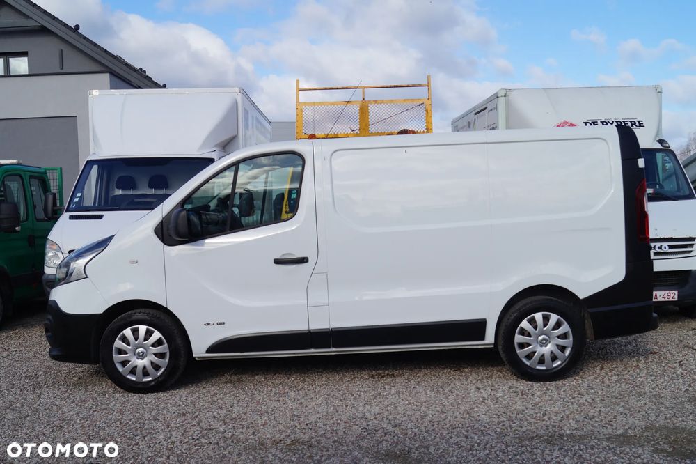 Renault Trafic - 1