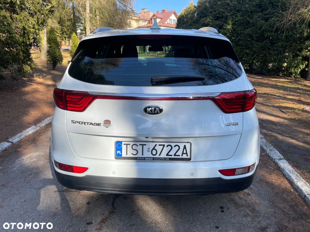Kia Sportage 1.7 CRDI 2WD Dream-Team Edition - 11