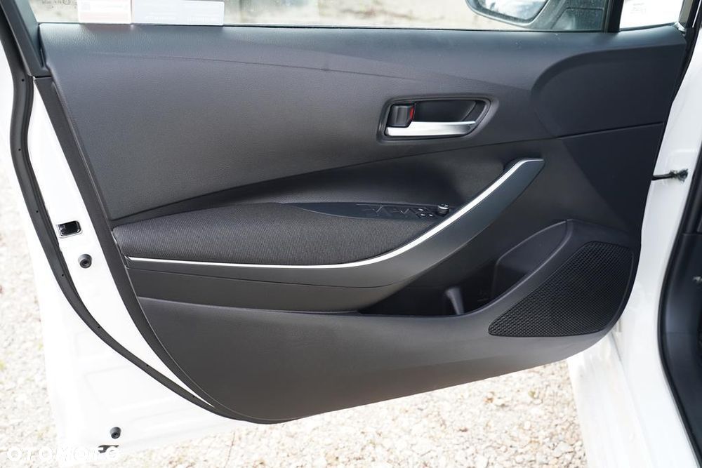 Toyota Corolla 1.8 Hybrid Comfort - 10