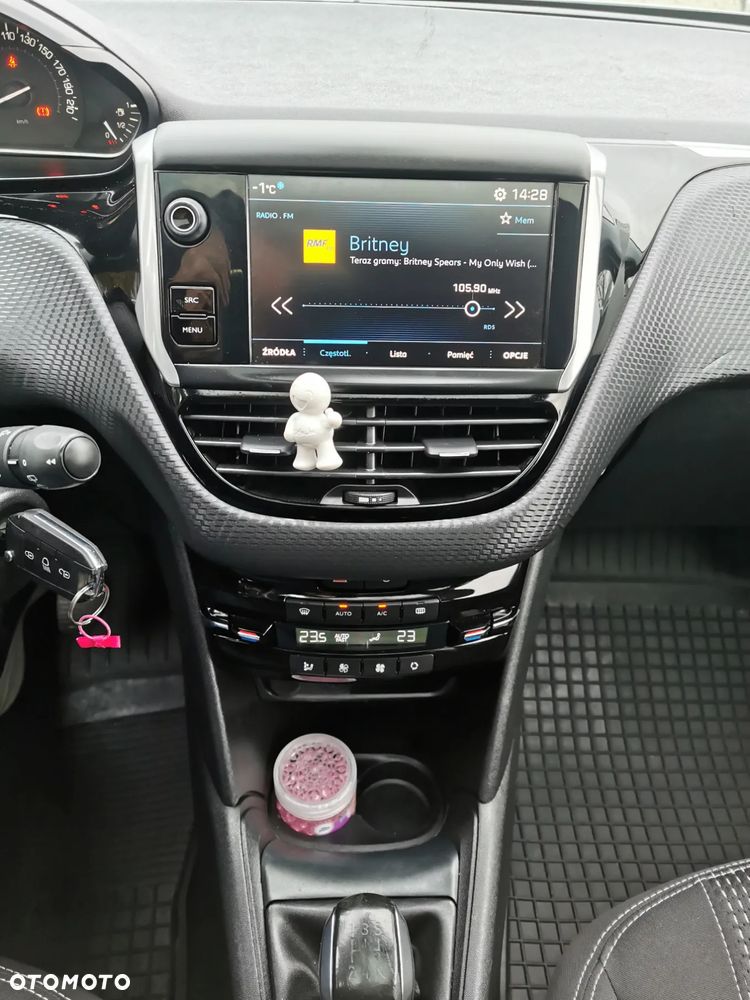 Peugeot 208 Blue-HDi 100 Stop&Start Style - 18