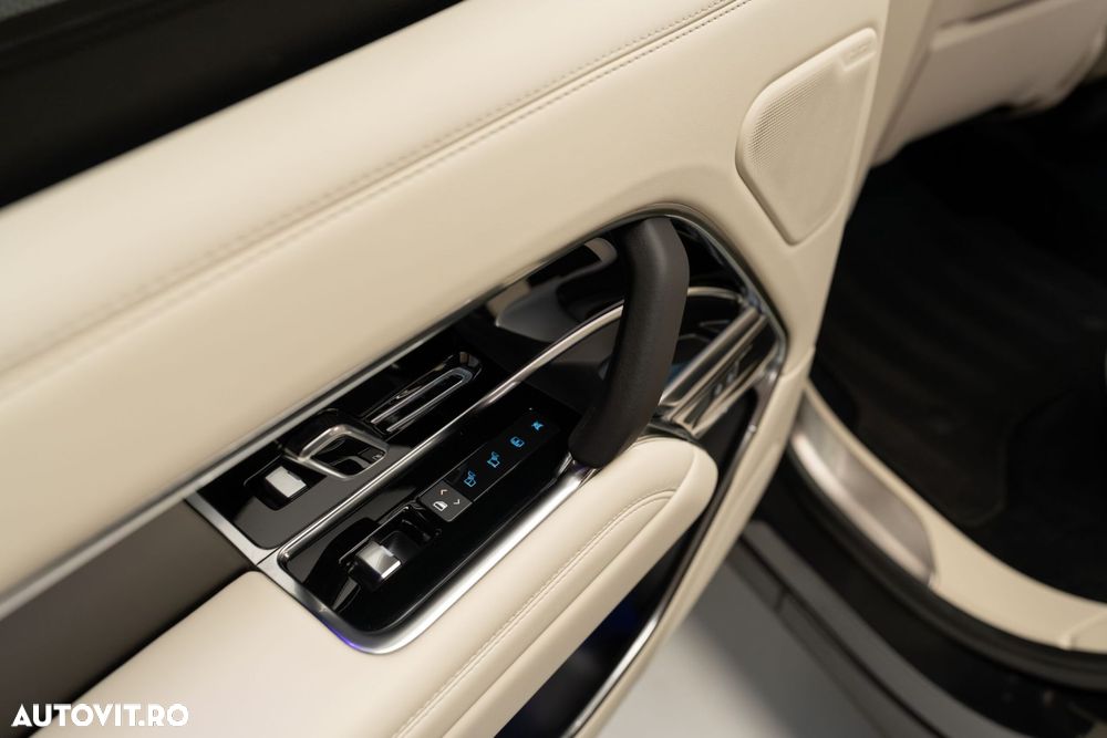 Land Rover Range Rover - 30