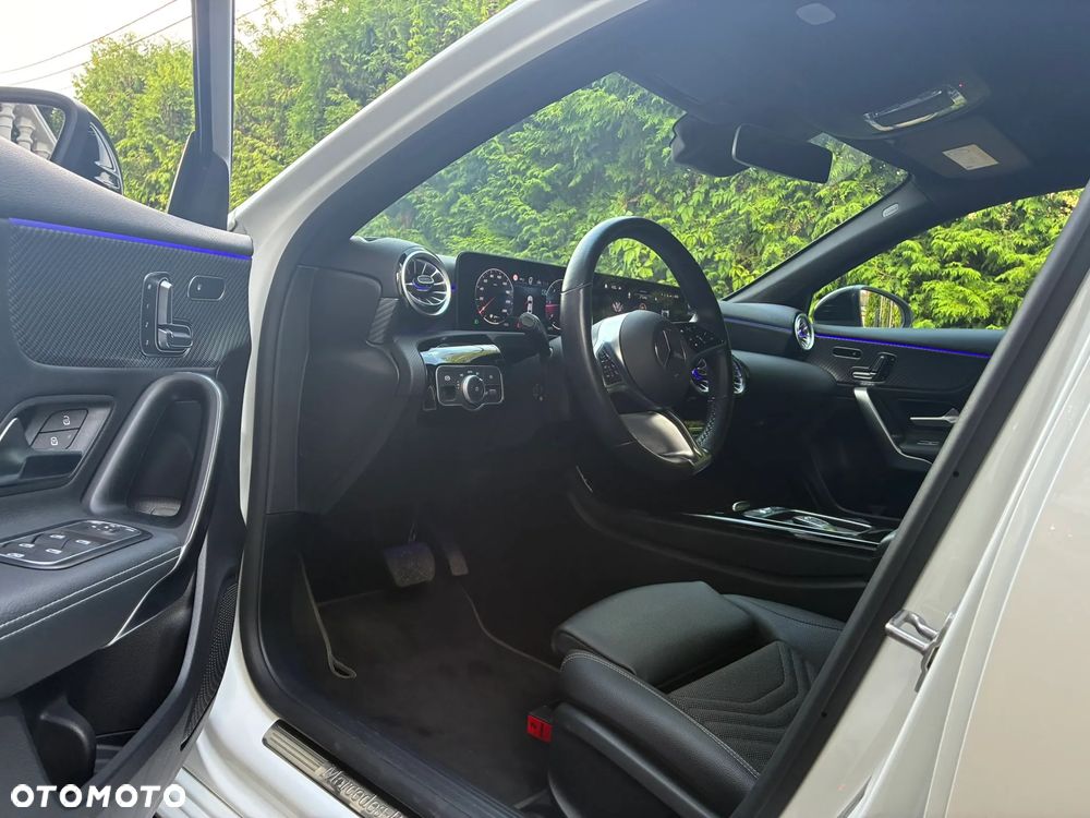 Mercedes-Benz Klasa A 200 d 8G-DCT Lim Progressive Advanced - 29
