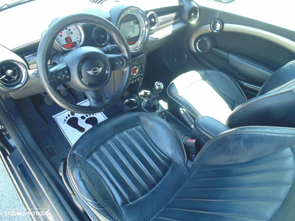 MINI Clubman Cooper D - 22