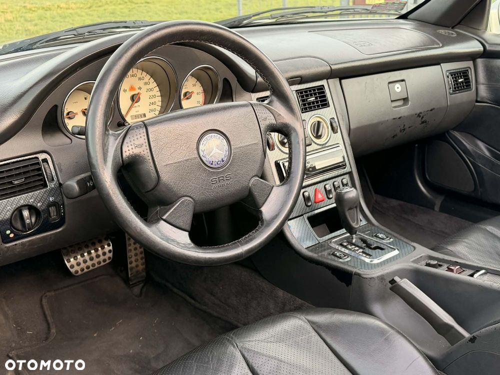 Mercedes-Benz CLK - 13
