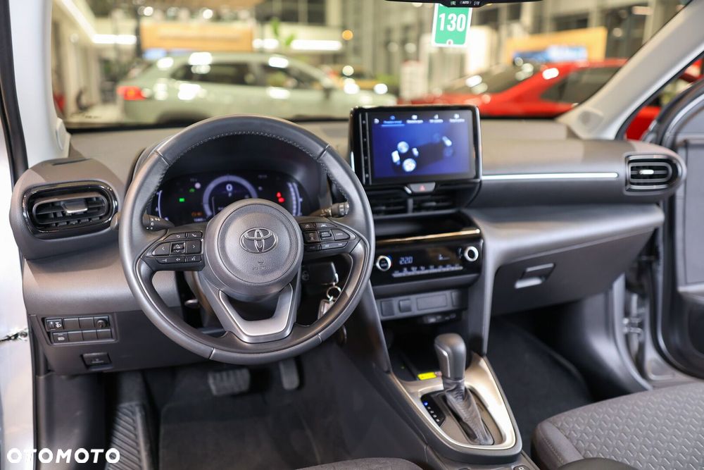 Toyota Yaris Cross Hybrid 1.5 Comfort - 25