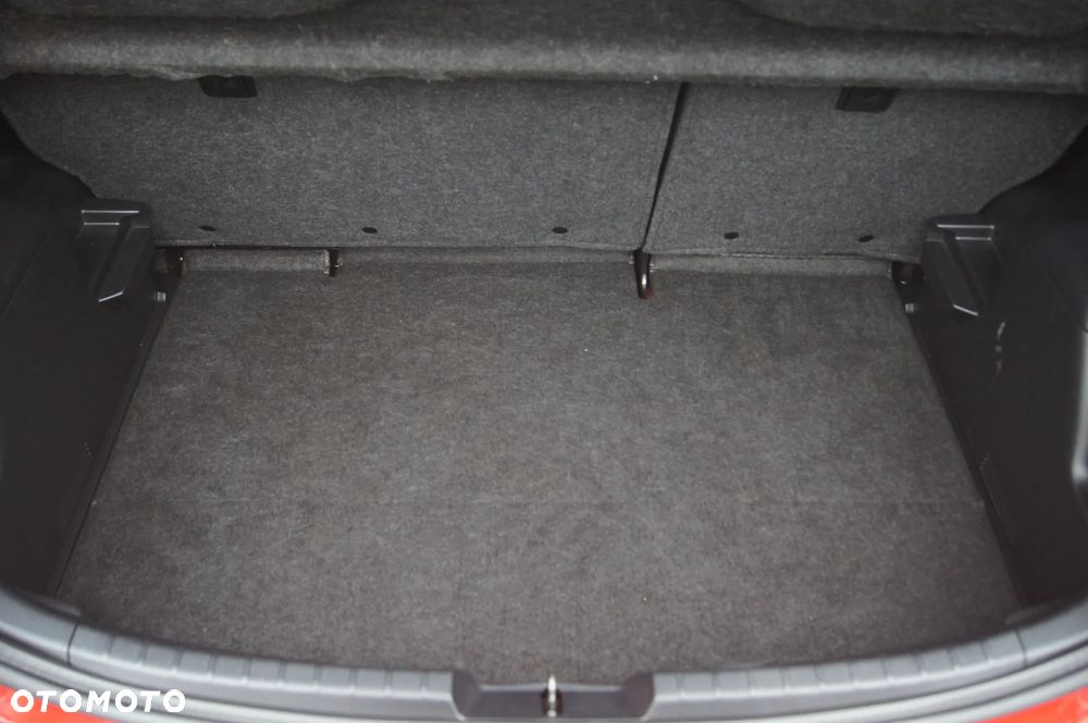 Toyota Yaris 1.33 VVT-i Style - 19