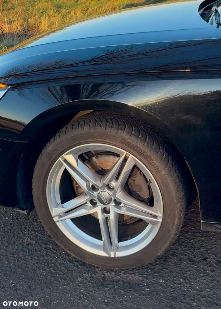 Audi A4 Avant 35 TDI S tronic - 16