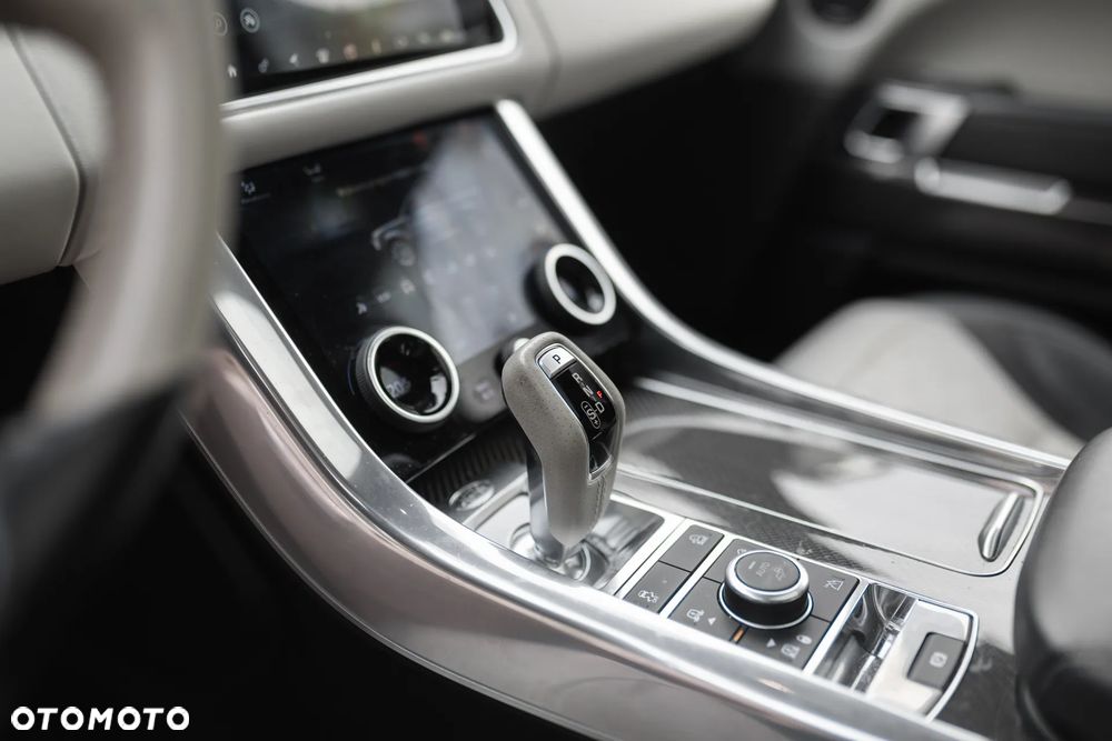 Land Rover Range Rover Sport S 5.0 V8 S/C SVR - 32