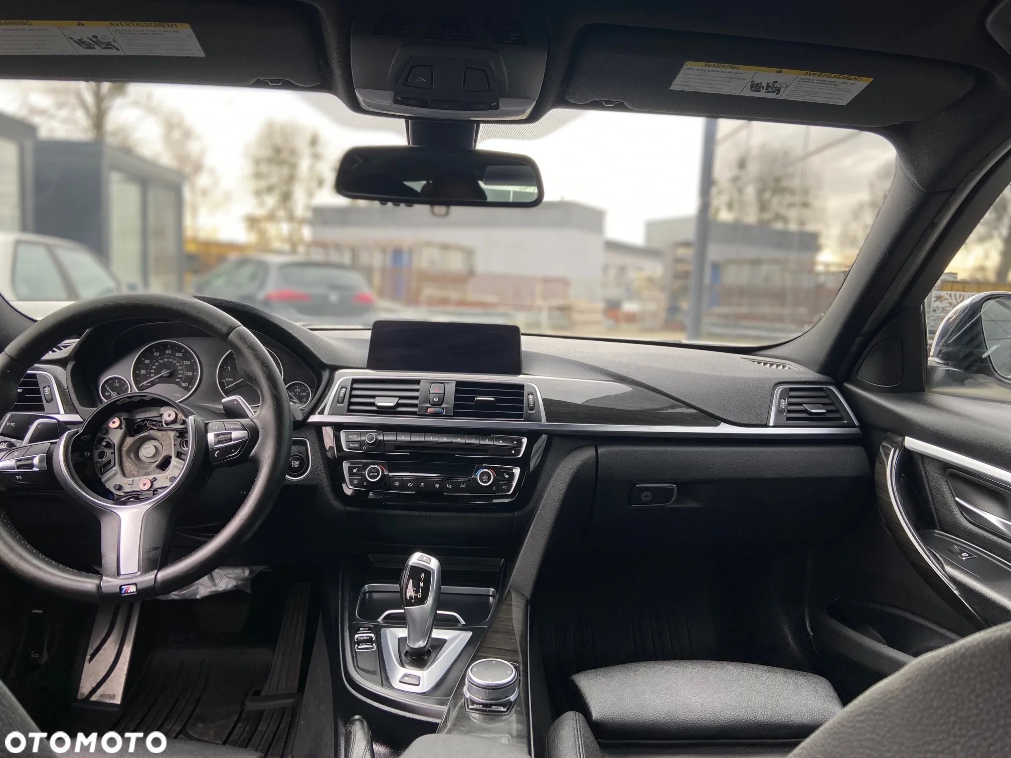 BMW Seria 3 330e M Sport sport - 15
