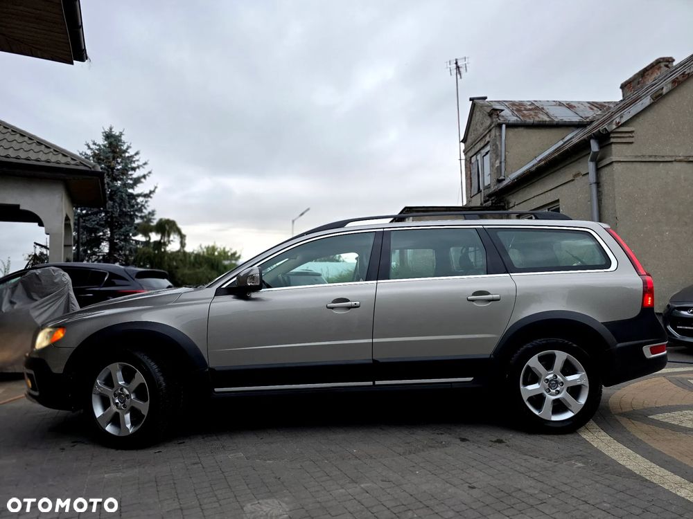 Volvo XC 70 - 4
