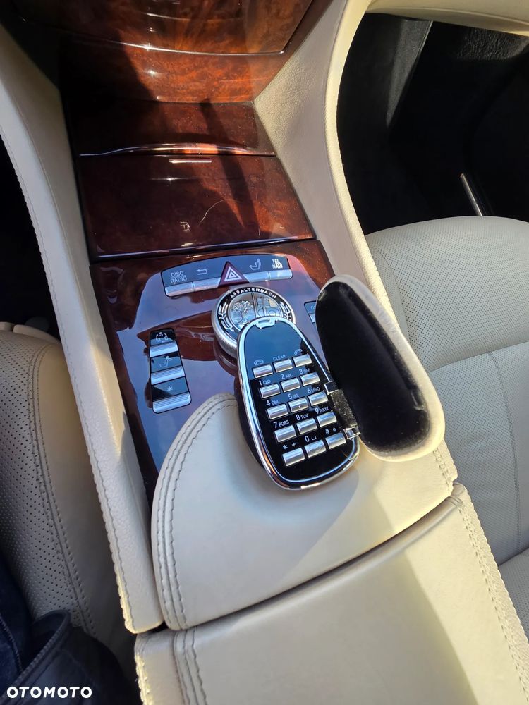 Mercedes-Benz CL 500 - 22