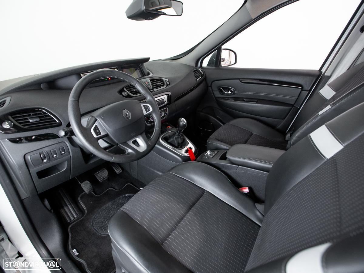 Renault Mégane Scénic - 6