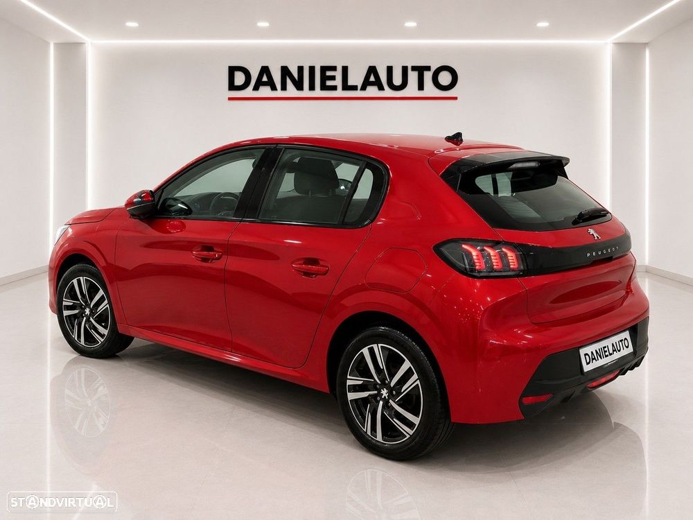 Peugeot 208 1.2 PureTech Allure - 4
