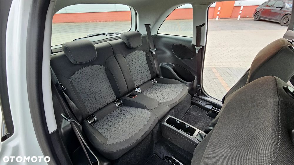 Opel Adam 1.2 Rocks - 36