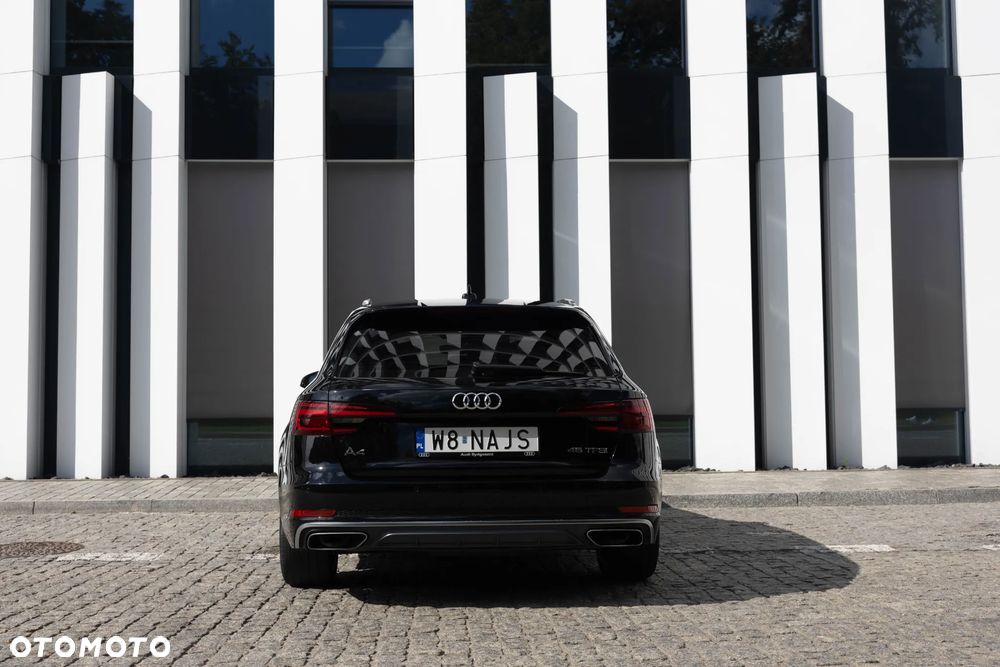 Audi A4 Avant - 10