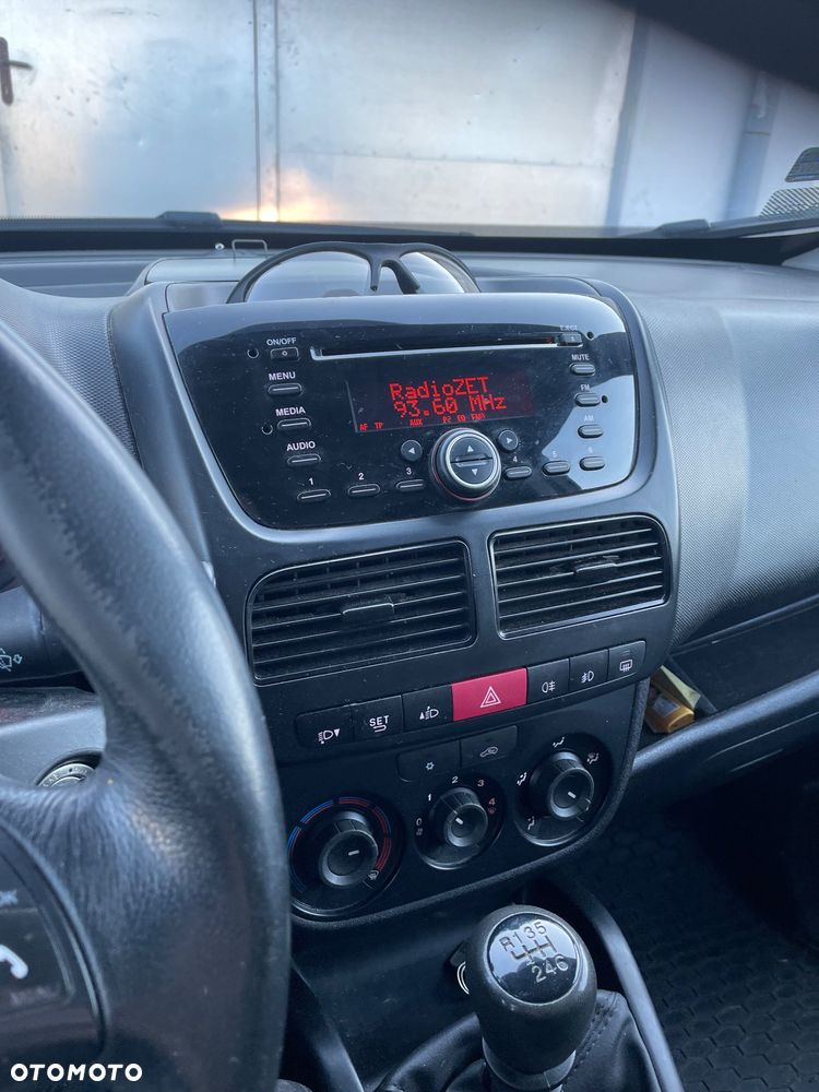 Opel Combo - 11