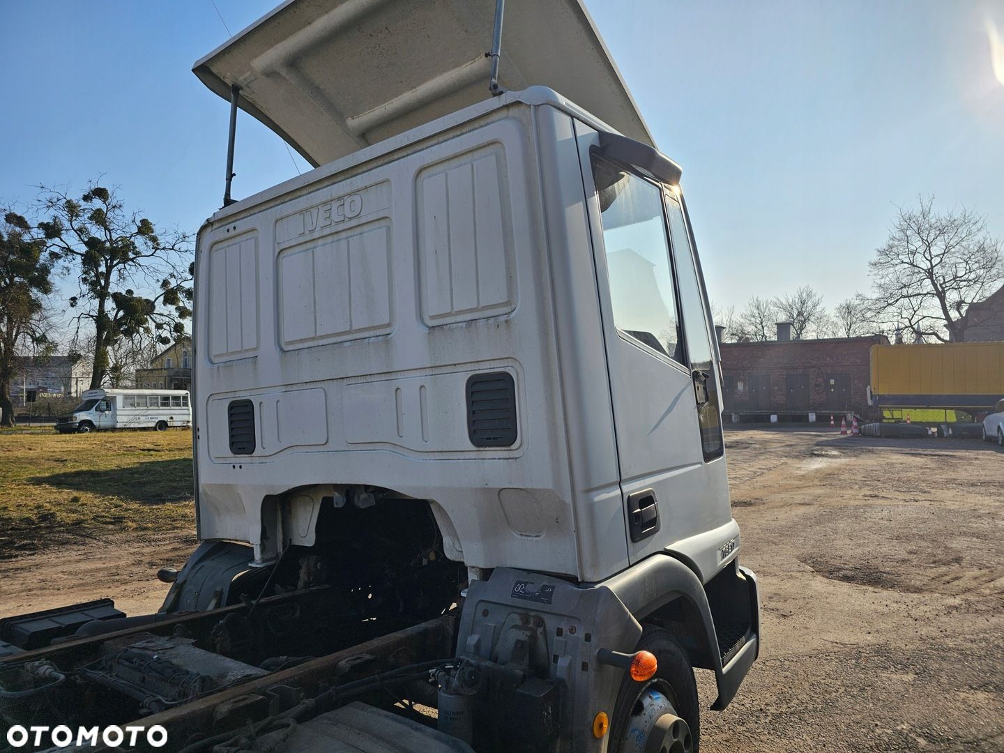 KABINA DZIENNA KOKPIT KONSOLA WNĘTRZE IVECO EUROCARGO 02-06 rok - 1