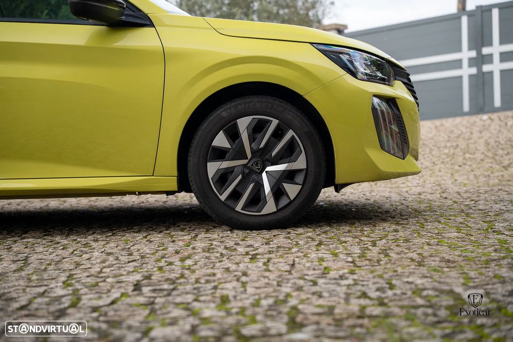 Peugeot 208 1.2 PureTech Style - 32