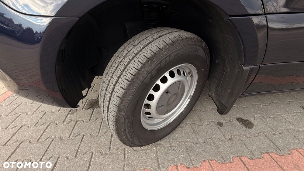 Mercedes-Benz Sprinter 319 - 23