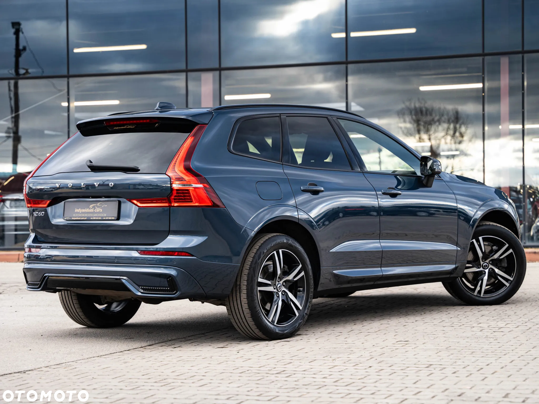 Volvo XC 60 B4 D AWD Ultimate Dark - 13