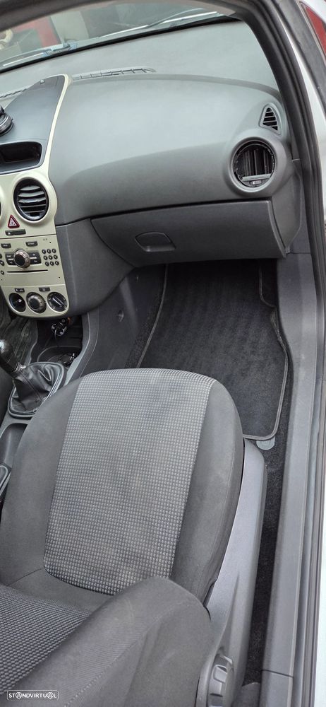 Opel Corsa - 7