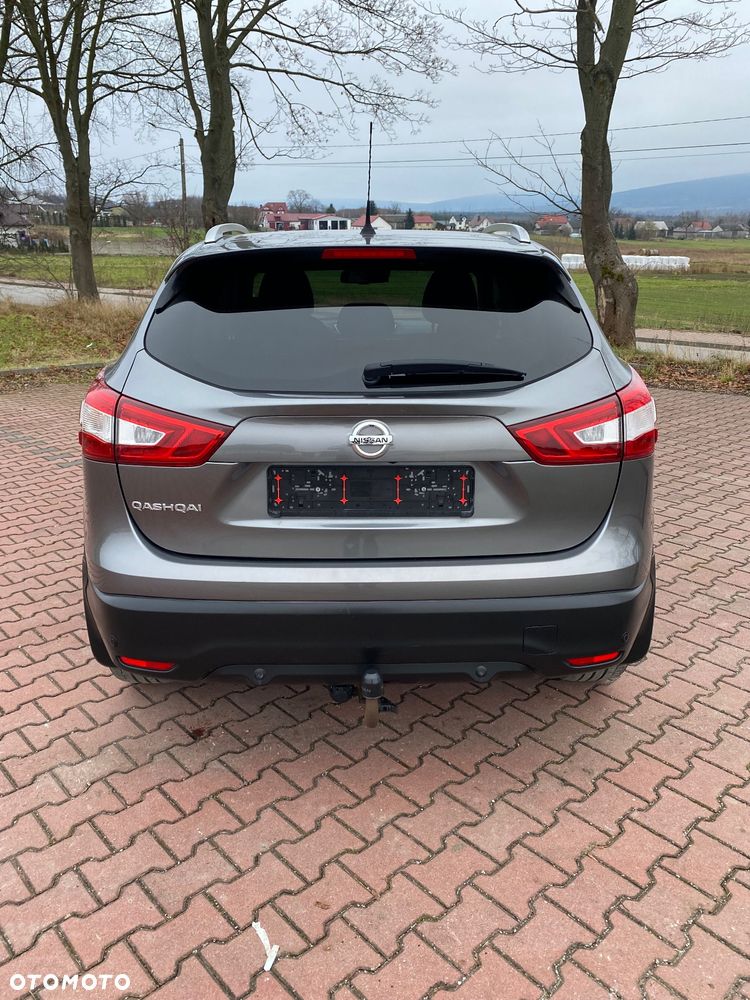 Nissan Qashqai 1.6 DIG-T 360 - 5