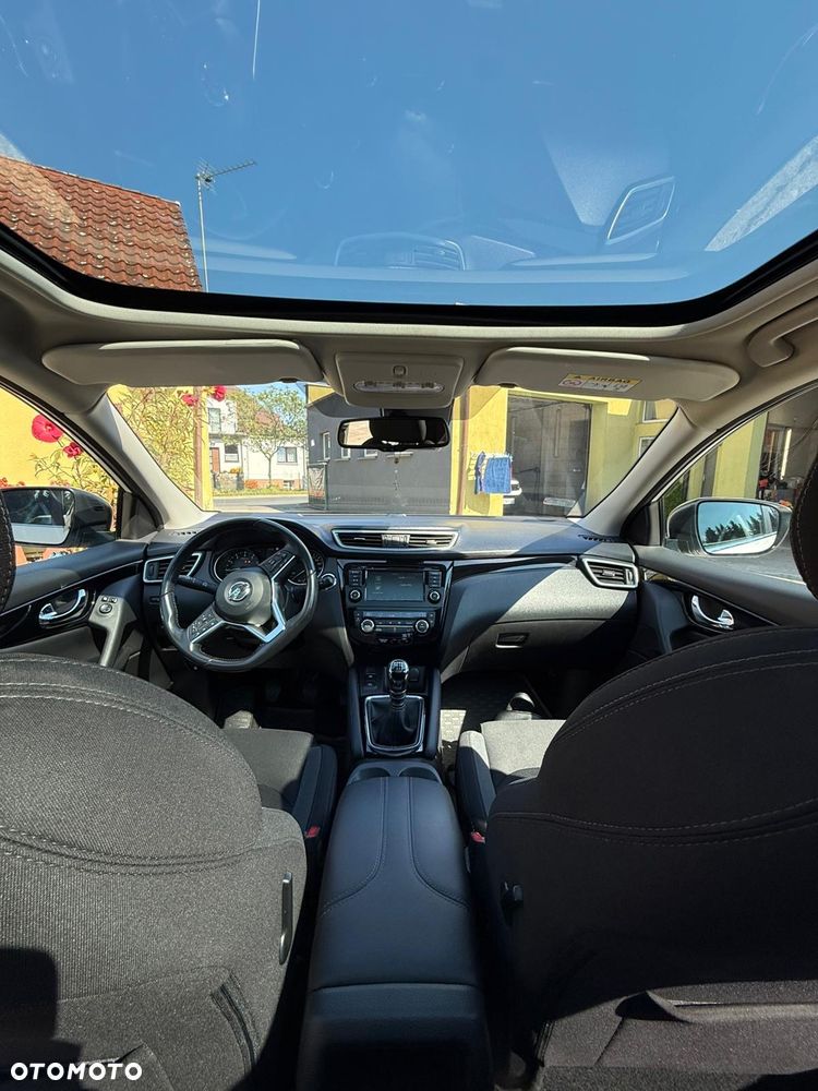 Nissan Qashqai 1.3 DIG-T Visia - 6
