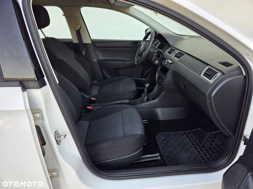 Skoda RAPID - 11