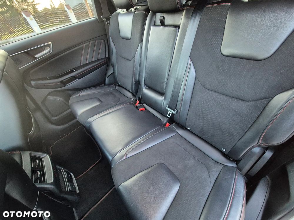 Ford Edge 2.0 EcoBlue Bi-Turbo 4x4 ST-LINE - 17
