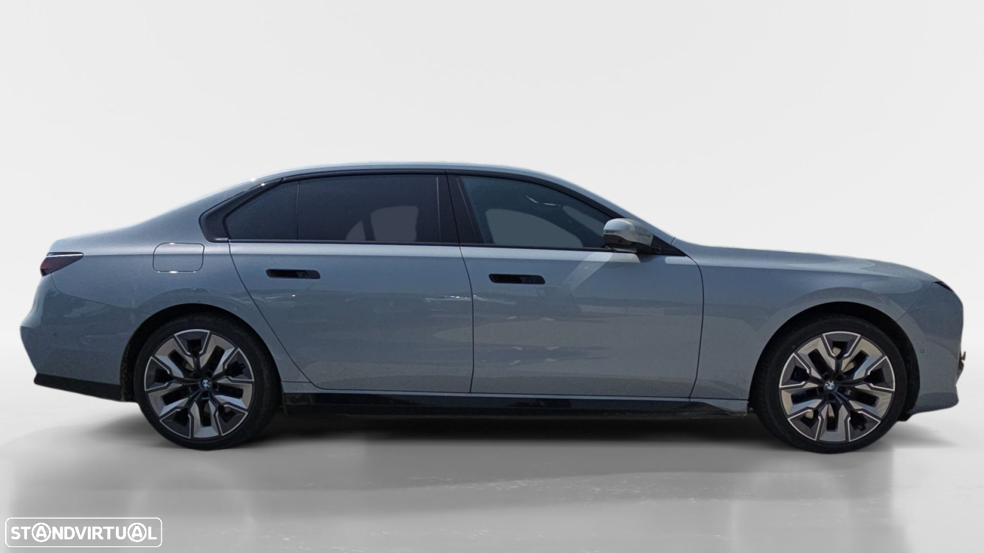 BMW i7 xDrive60 Pack Desportivo M - 7