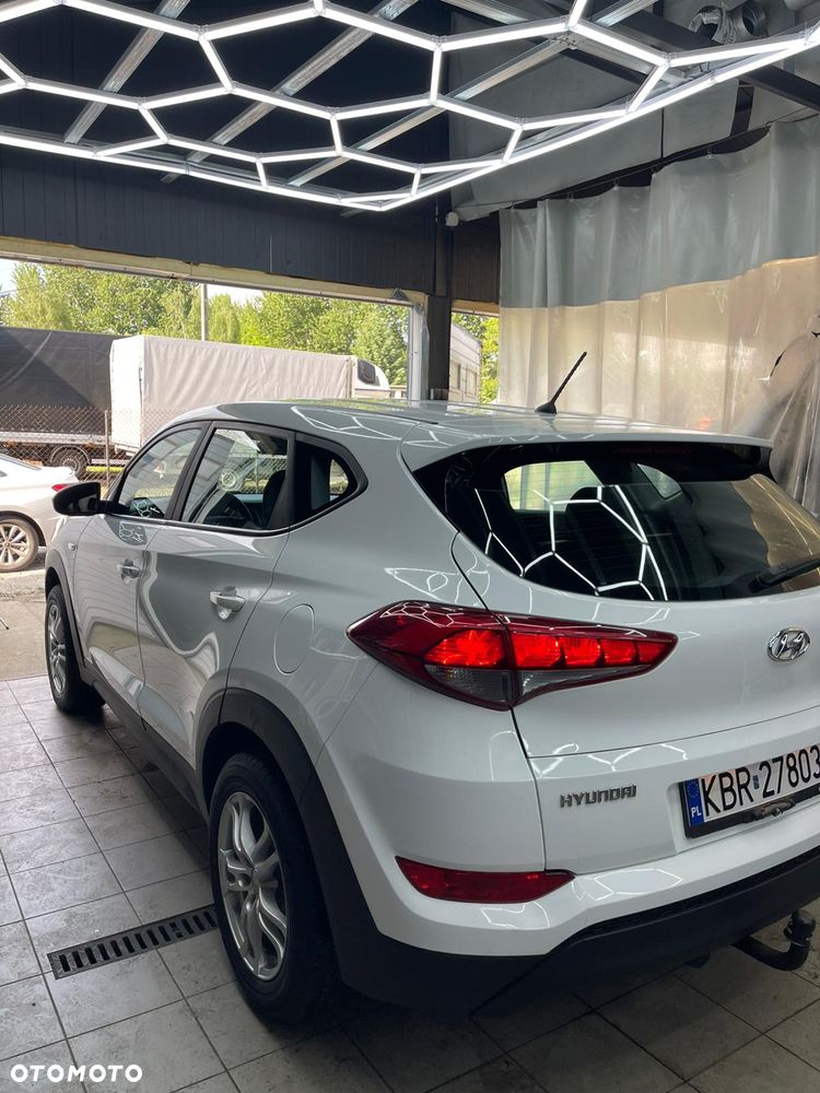 Hyundai Tucson blue 1.6 GDi 2WD Navi - 14
