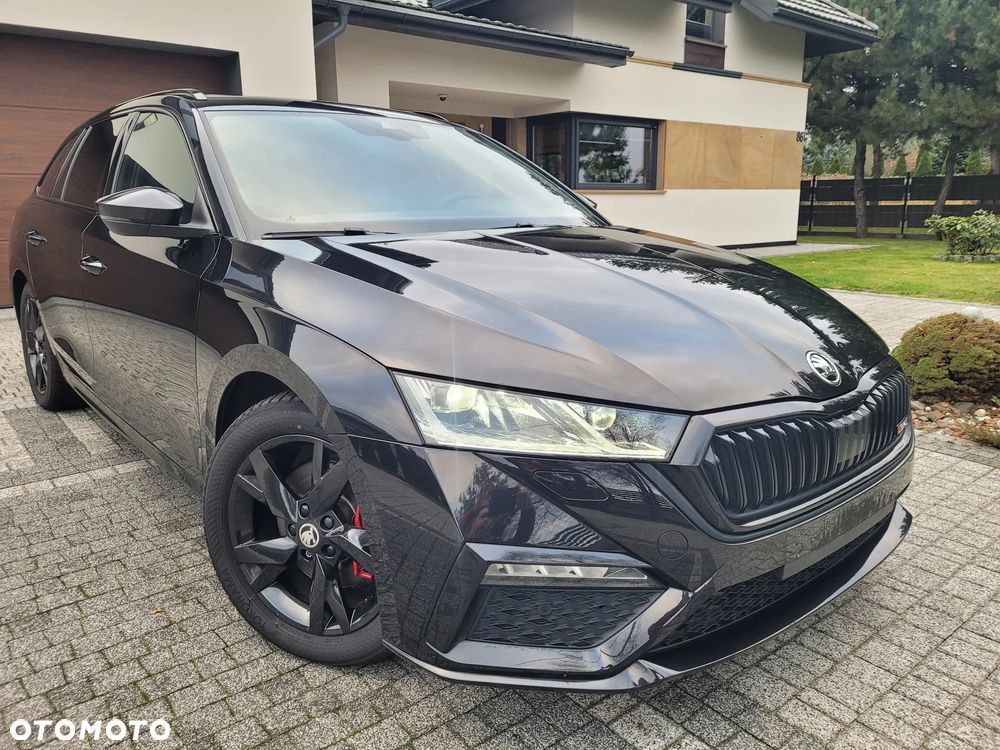 Skoda Octavia Combi 2.0 TDI DSG 4x4 RS - 1