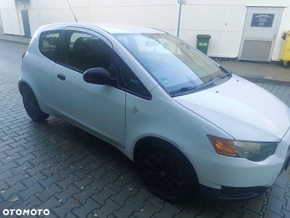 Mitsubishi Colt - 2