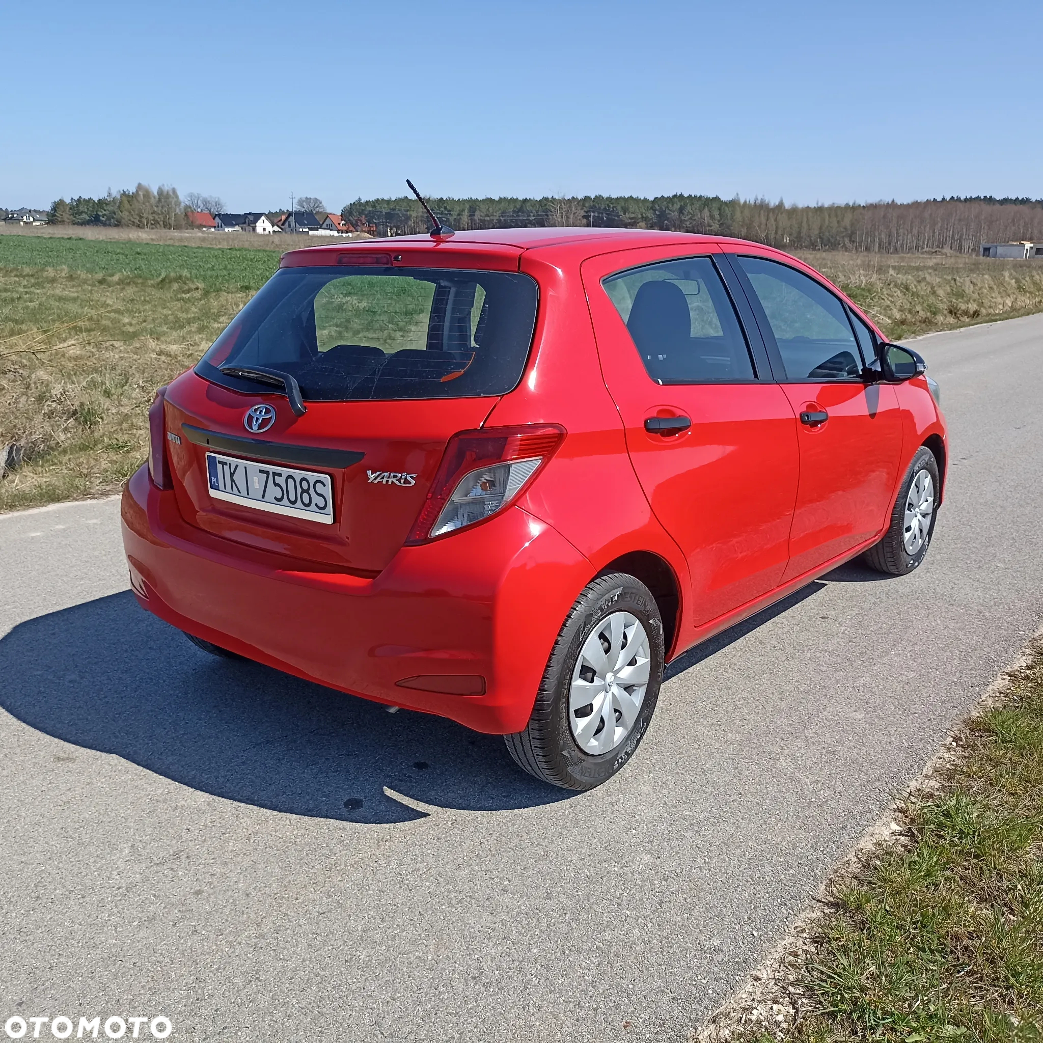 Toyota Yaris 1.0 Premium - 3
