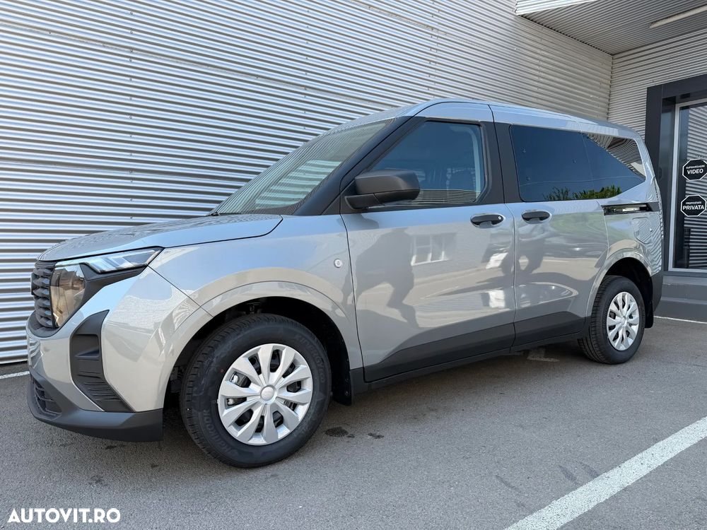 Ford Courier - 9