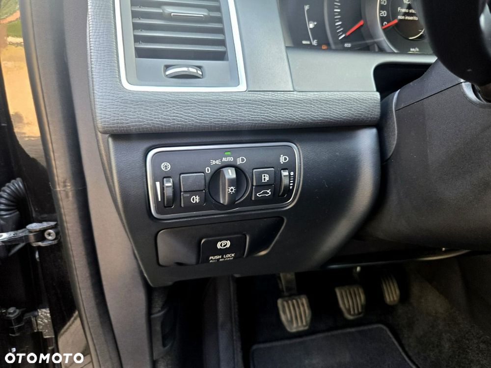 Volvo XC 60 D3 Kinetic - 17