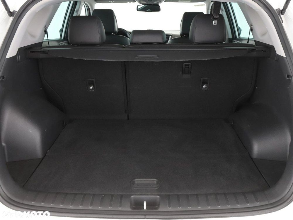 Hyundai Tucson blue 1.7 CRDi 2WD Trend - 35