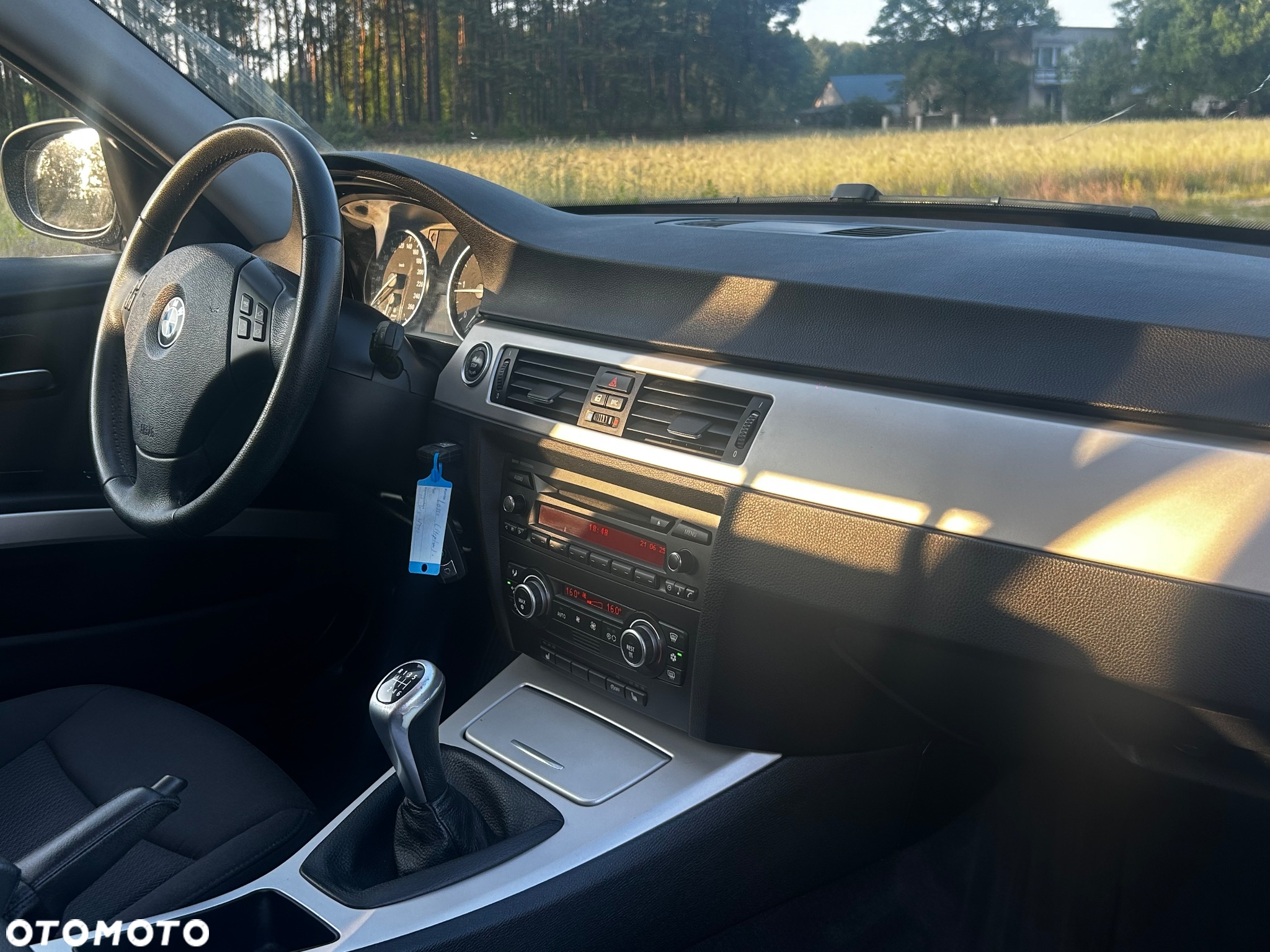 BMW Seria 3 318d Touring Luxury Line - 23