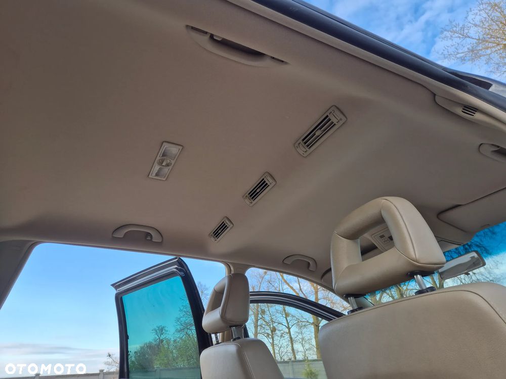 Volkswagen Sharan 1.9 TDI Automatik Highline - 21