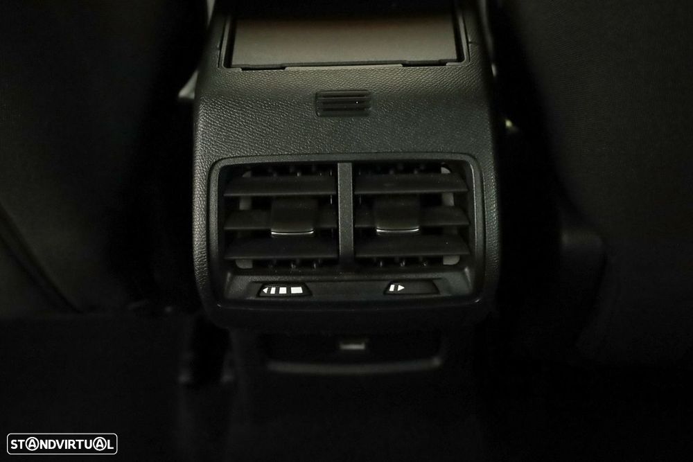 Citroën C4 1.2 PureTech Plus EAT8 - 23
