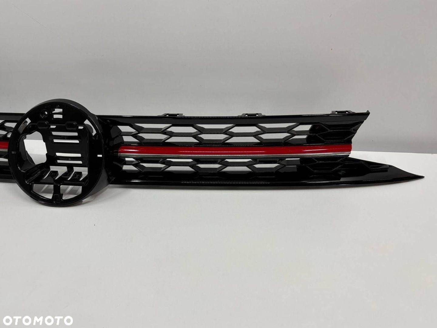 Volkswagen VW Polo VI 2G GTI Grill Atrapa Zderzaka 2G0853653M - 5