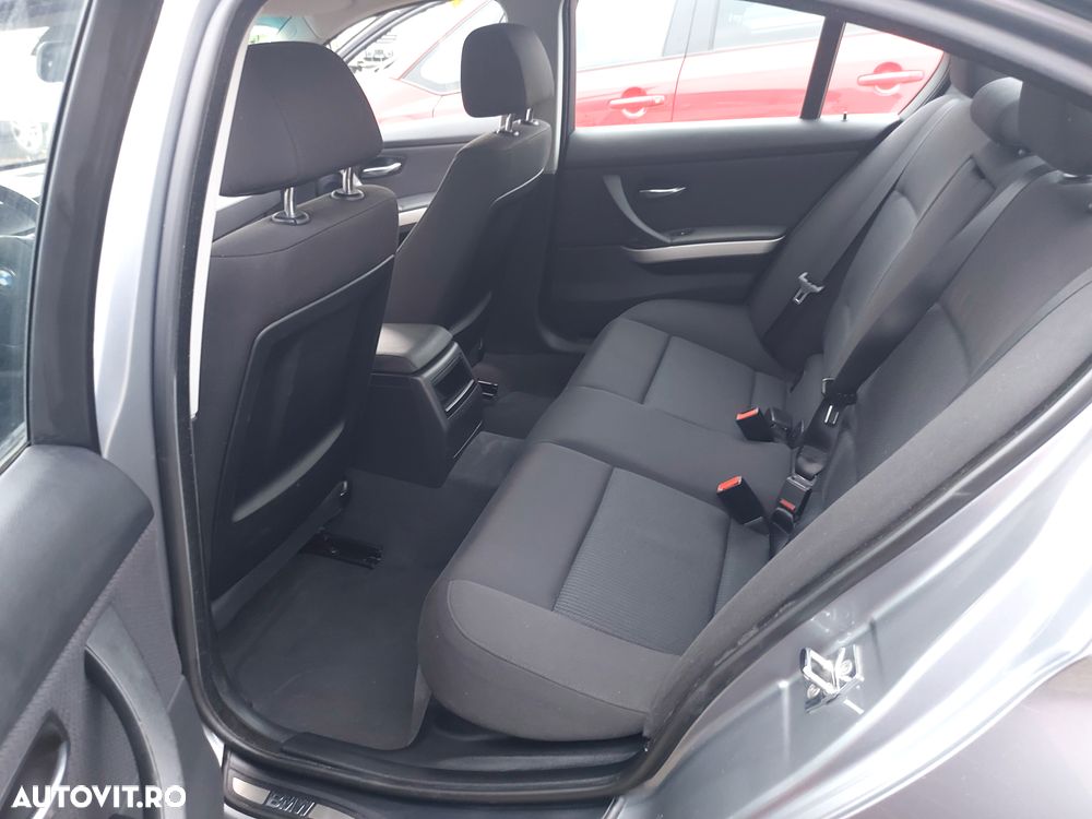 BMW Seria 3 - 8
