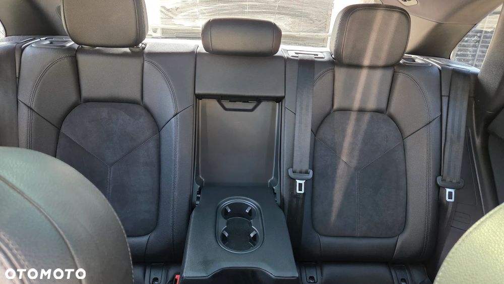 Porsche Macan Standard - 21