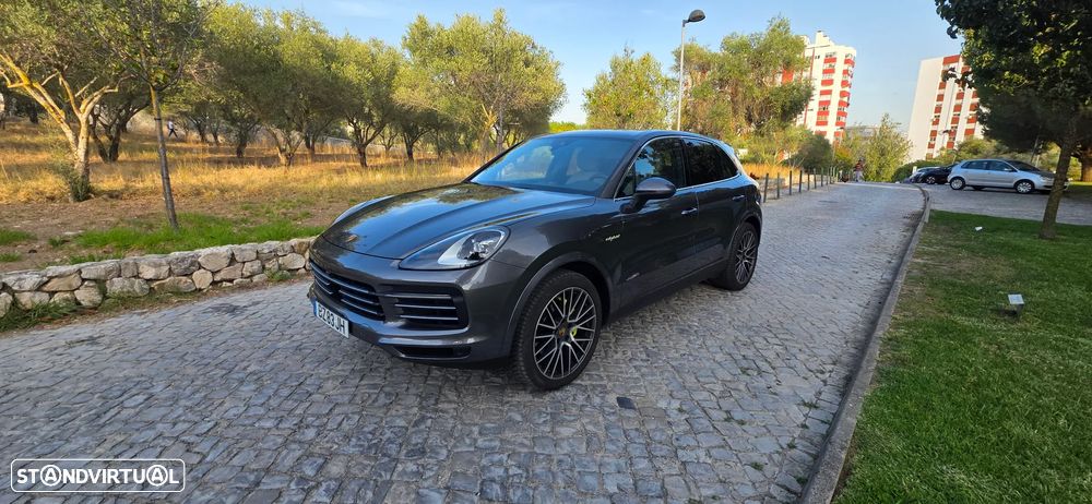 Porsche Cayenne E-Hybrid - 13